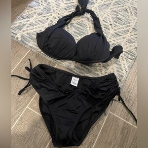 VENUS Classic Black Bikini Set